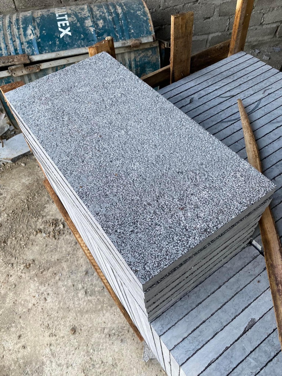 Kinh Nghiệm Chọn Đá Lát Sân Vườn Chất Lượng Nhất