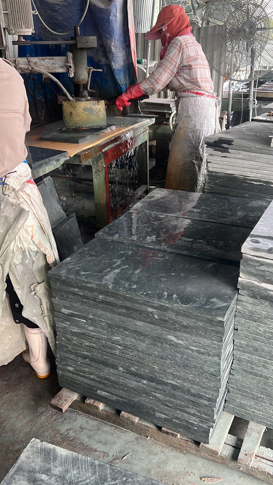 đá lát sân vườn tự nhiên