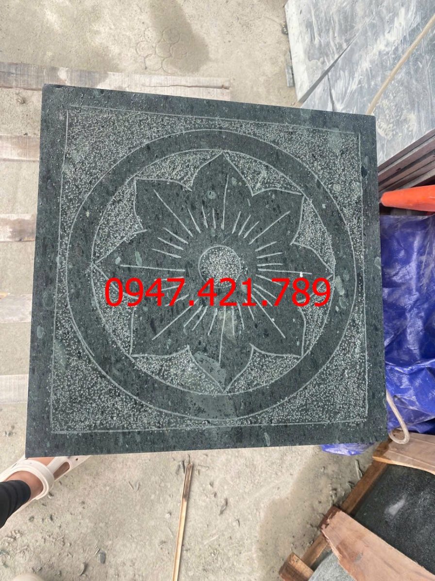 đá xanh rêu băm nhám