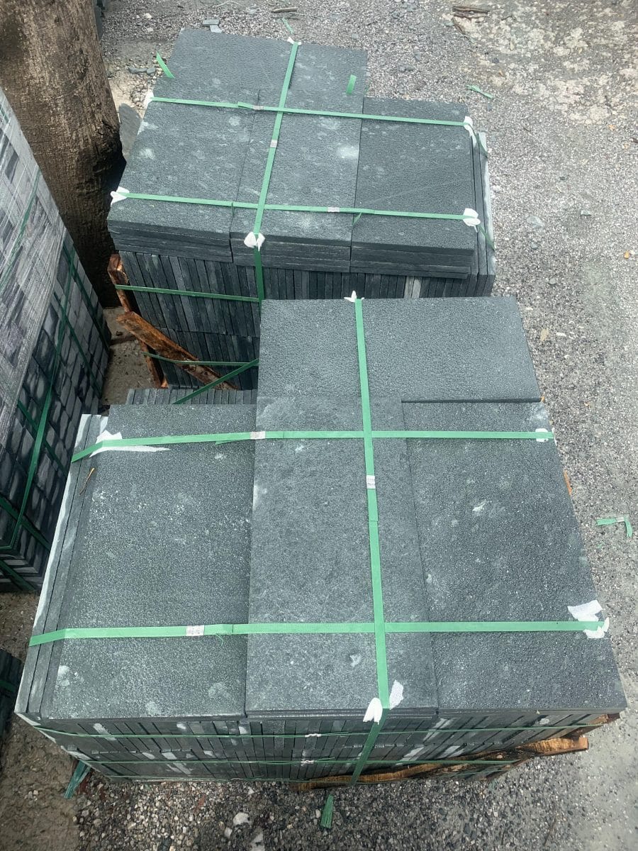 Đá xanh rêu băm trừ viền