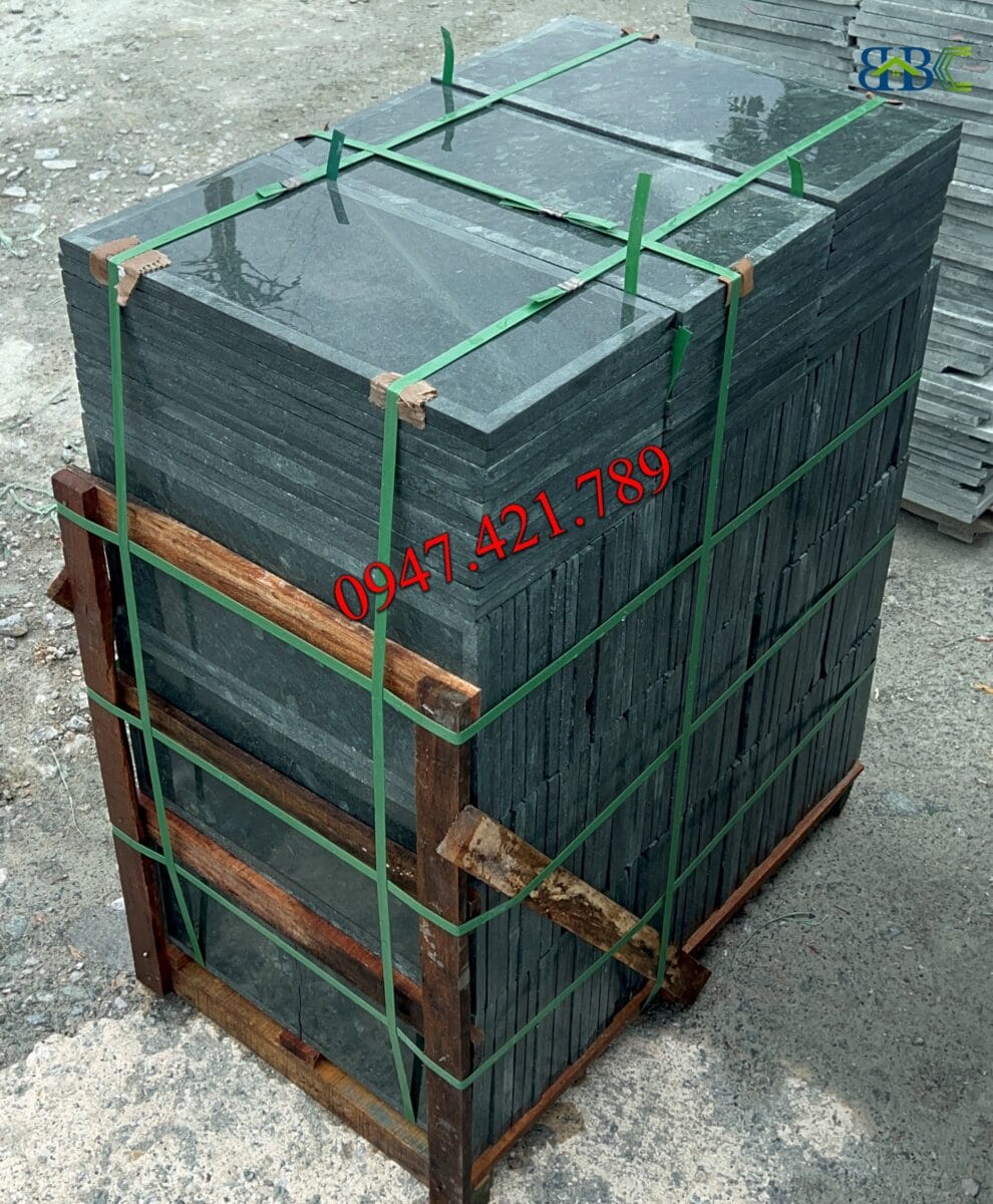 Giải Pháp Chống Mốc Đen Cho Đá Xanh Rêu Lát Sân Vườn: Bảo Vệ Vẻ Đẹp Vĩnh Cửu