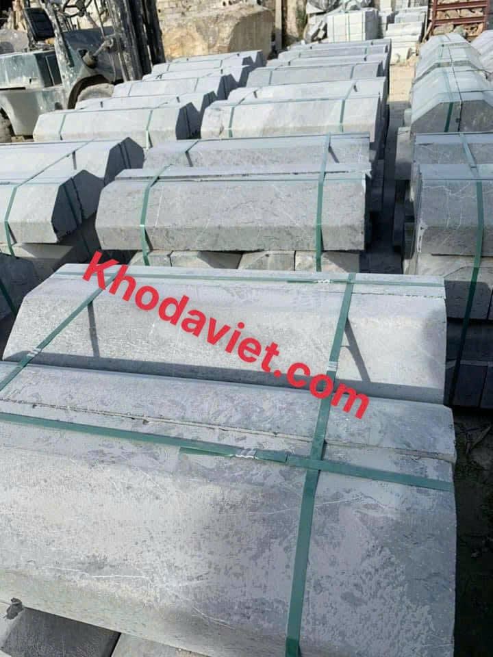 Đá xanh đen bỏ vỉa 