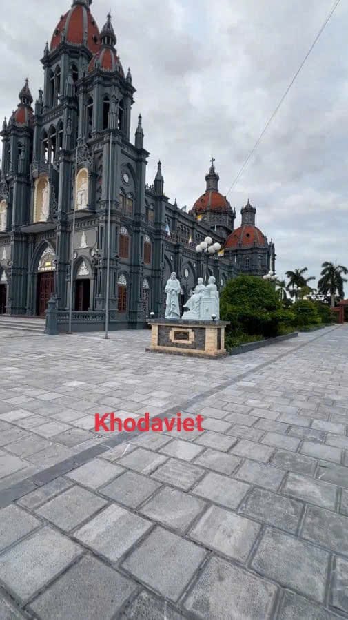 Đá lát nhà thờ giáo xứ: Xu hướng lựa chọn bền vững năm 2026