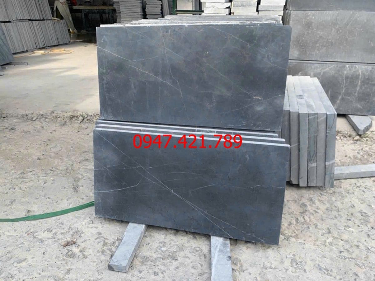 Đá xanh đen Thanh Hóa mài mặt – Vẻ đẹp mộc mạc nâng tầm không gian sống xanh