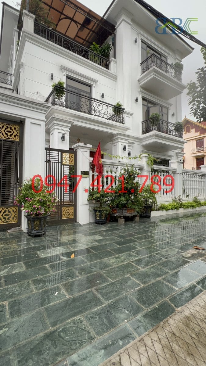 Mẫu Đá Xanh Rêu Mài 30x60 Mới Nhất Tháng 9/2026 – Lựa Chọn Đáng Tiền Cho Sân Vườn Biệt Thự