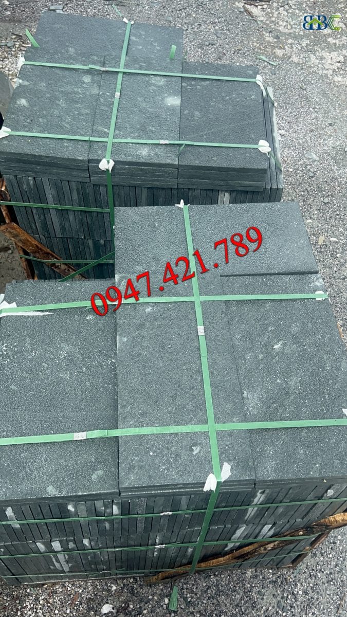 Đá xanh rêu loại 1