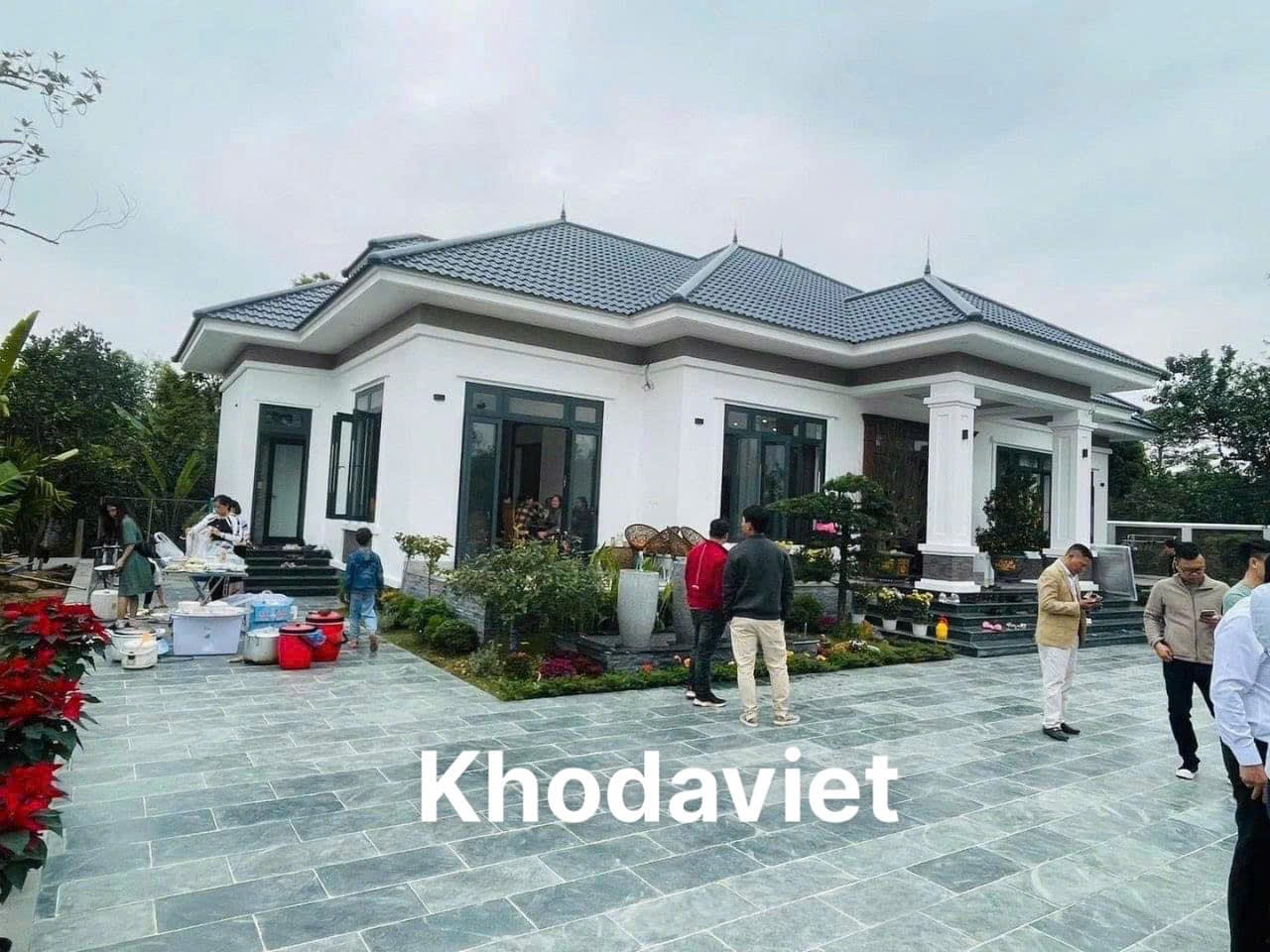 Đá xanh rêu lát sân vườn 2026