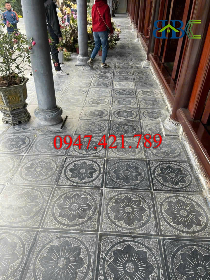 Mẫu Đá Xanh Đen Hoa Sen Lát Nhà Thờ Họ: Chuẩn Phong Thủy & Trường Tồn Với Thời Gian