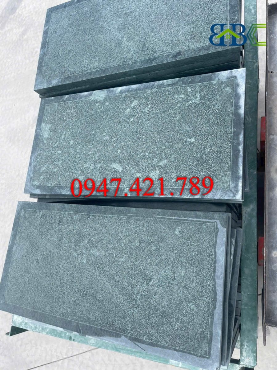 Đá xanh rêu băm mặt cà viền